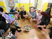 Halloweenský čarodějný den s karnevalem